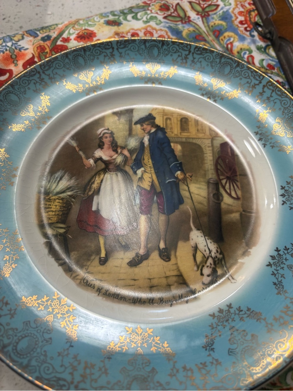 Blue and Gold Vintage-Style Decorative Dinner Plate - Classic Scene